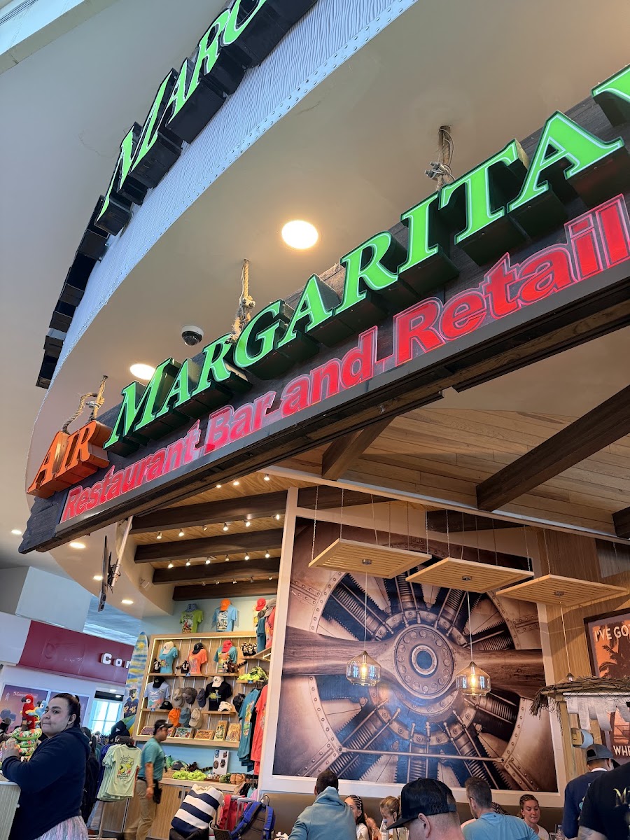 Margaritaville Cancun Airport Terminal 4 Photo 3